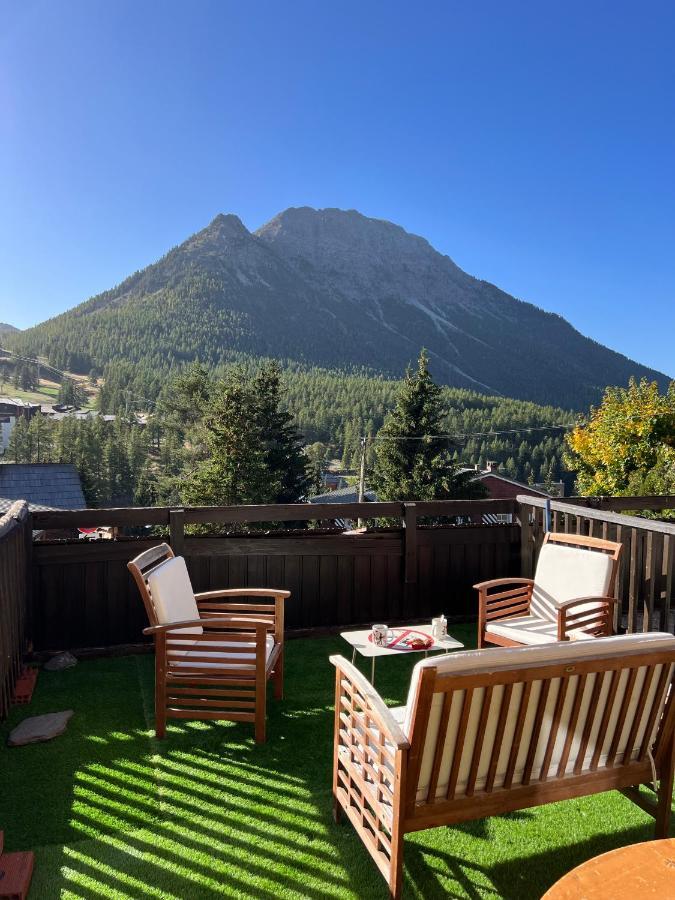 Ferienwohnung Les Tanieres De Montgenevre - La Marmotte - Duplex 4 P Entierement Renove Avec Vue Magnifique Exterior foto